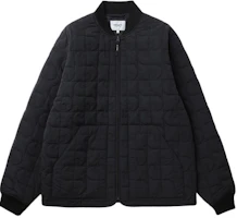 Carhartt WIP FW24 Logo Quilted Stand Collar Jacket Black () CHXJKA242004N-BKX Carhartt WIP FW24 Logo Quilted Stand Collar Jacket Black () CHXJKA242004N-BKX