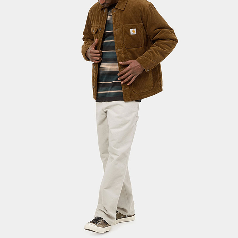 Shop Carhartt WIP 標誌燈芯絨密歇根外套卡其色 I028628-0EP-02