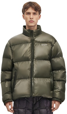 Carhartt WIP Jaket Puffer Logo Bordir Lengan Panjang Unisex Hijau. CHXDNF23A057L-GRD Lookbook Carhartt WIP Jaket Puffer Logo Bordir Lengan Panjang Unisex Hijau. CHXDNF23A057L-GRD