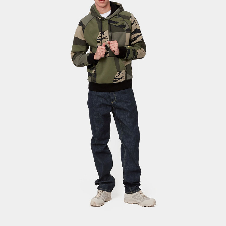 Shop Carhartt WIP SS22 Hooded Chase Pullover Sweatshirt Hijau Army Colorblock I026384-0O7-XX