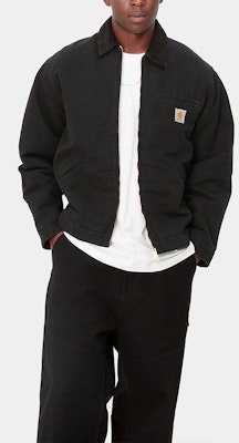 Carhartt WIP SS24 Jaket Hitam Loose Fit Lengan Panjang Kerah Corduroy. I032940-00E-3K Sizing Carhartt WIP SS24 Jaket Hitam Loose Fit Lengan Panjang Kerah Corduroy. I032940-00E-3K