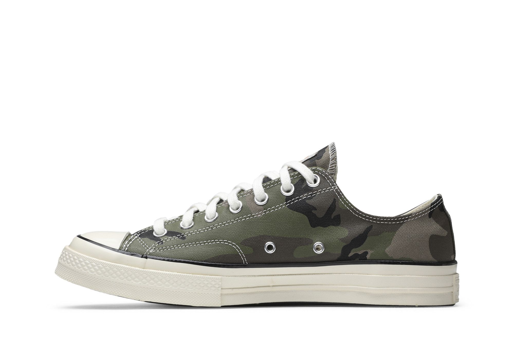 Shop Carhartt WIP x Converse Chuck 70 Low ''Groene Camo'' 165559C