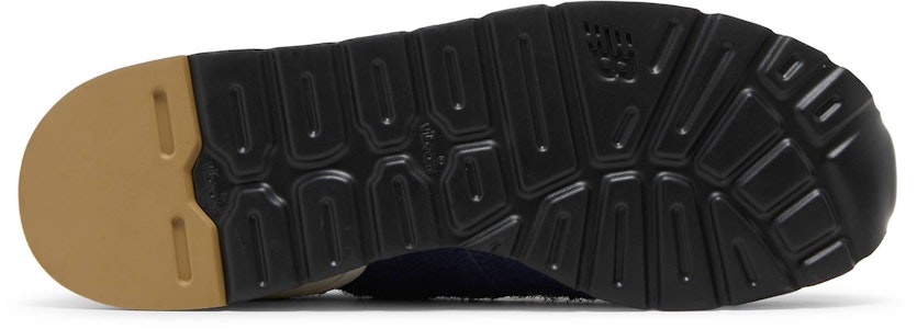 Carhartt WIP x New Balance 990v1 美國製造「雕塑中心」M990CH1 Shop Carhartt WIP x New Balance 990v1 美國製造「雕塑中心」M990CH1