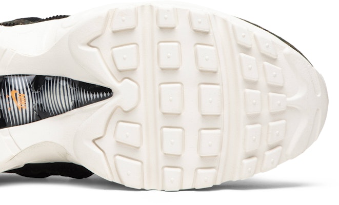 칼하트 WIP x 나이키 에어맥스 95 "카모" AV3866-001 Purchase 칼하트 WIP x 나이키 에어맥스 95 "카모" AV3866-001