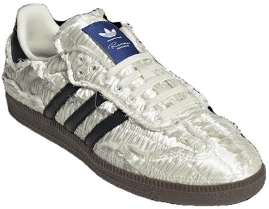 Caroline Hu x CLOT x adidas Samba 'Reverie - Putih Pudar' JQ4748 Lookbook Caroline Hu x CLOT x adidas Samba 'Reverie - Putih Pudar' JQ4748