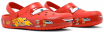 Shop Cars x Crocs Classic Clog 'Lightning McQueen' - Kereta x Crocs Classic Clog 'Lightning McQueen' 205759-610