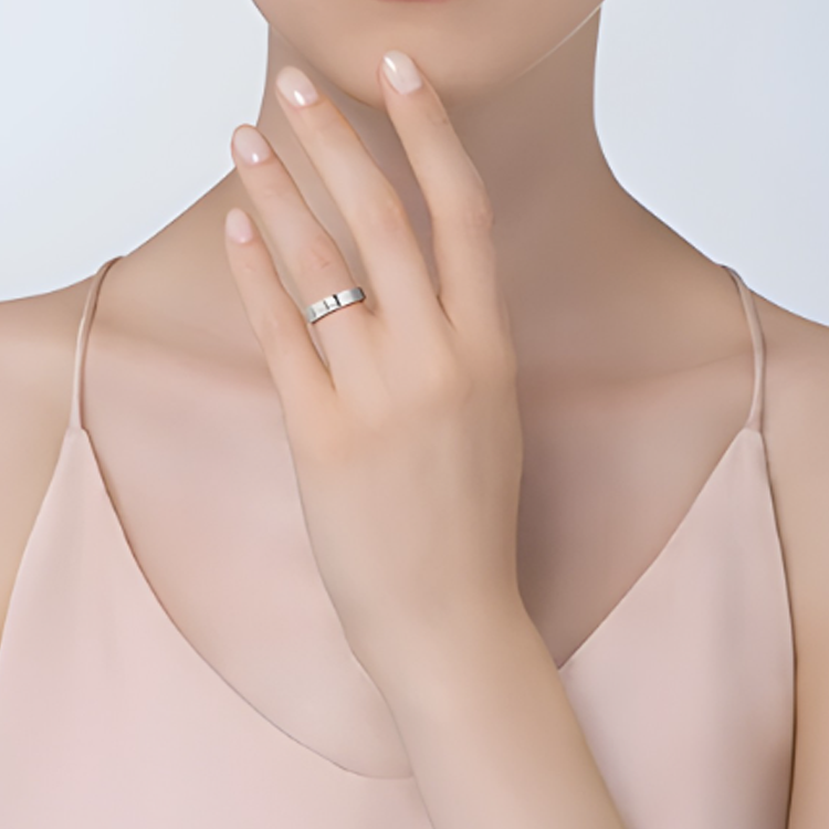 Cartier C de Cartier Ring Silver Platinum Couple Unisex Fashion Logo Band. B4098161 圖 3