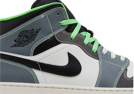 까사 93 x 조던 1 미드 '세느생드니' HQ3829-001 Order 까사 93 x 조던 1 미드 '세느생드니' HQ3829-001