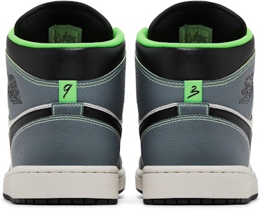 까사 93 x 조던 1 미드 '세느생드니' HQ3829-001 Details for 까사 93 x 조던 1 미드 '세느생드니' HQ3829-001