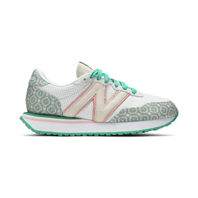 Casablanca NB 237 'Munsell White Green'