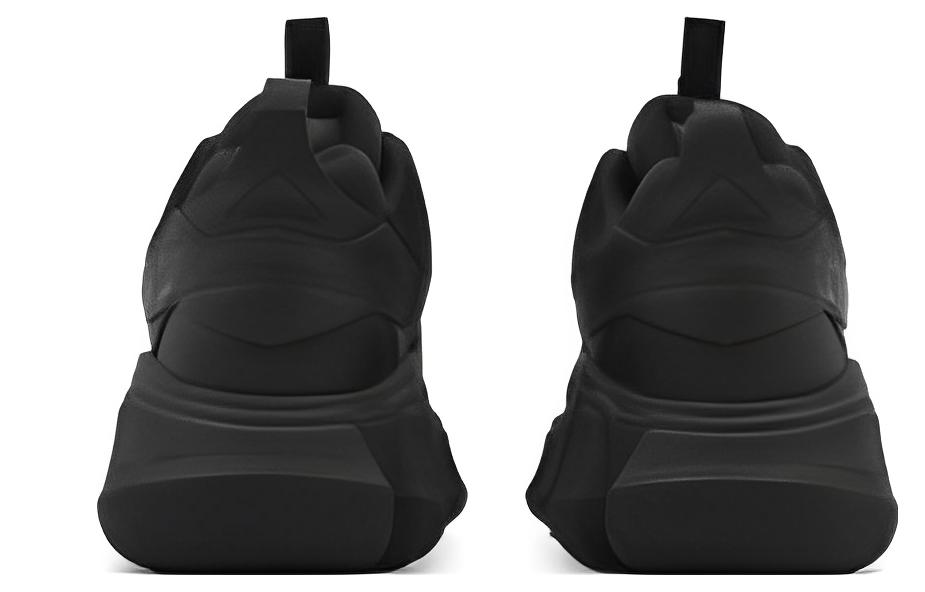 Lookbook CAT Imposter Low 'Hitam' P111206M1AMC09