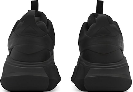 캣 임포스터 로우 '블랙' P111206M1AMC09 Lookbook 캣 임포스터 로우 '블랙' P111206M1AMC09