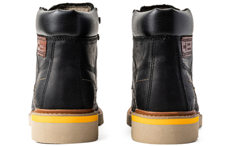 Lookbook CAT Jackson Moc Mid 'Hitam' P724720J3BDC09