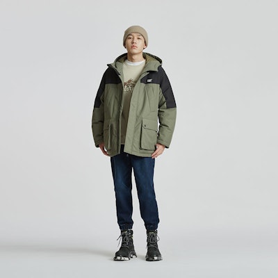 Jaket Hoodie Pria CAT Multi-Pocket dengan Logo. CM3DWT47081 Shop Jaket Hoodie Pria CAT Multi-Pocket dengan Logo. CM3DWT47081