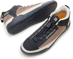 캣 아웃도어 로우 '패치워크 옐로우' P110507K3BMC25 Order 캣 아웃도어 로우 '패치워크 옐로우' P110507K3BMC25