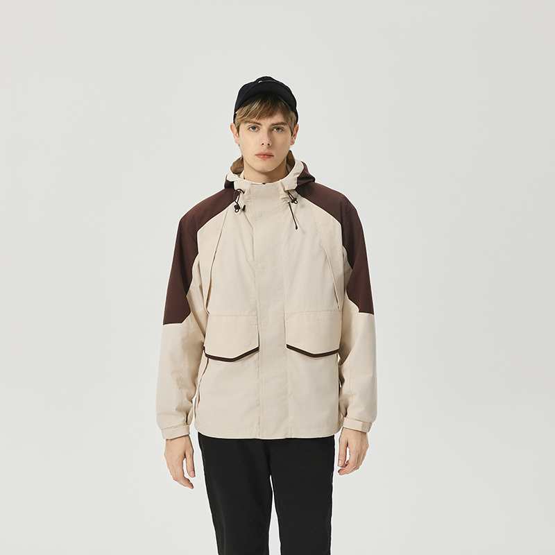 Shop Chaqueta Impermeable y Cortavientos CAT para Hombre Outdoor. CN3JAU39061