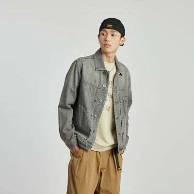 Chaqueta Gris CAT SS24 Outdoor Transpirable de Manga Larga para Hombre. CN1JAU13071 Sizing Chaqueta Gris CAT SS24 Outdoor Transpirable de Manga Larga para Hombre. CN1JAU13071