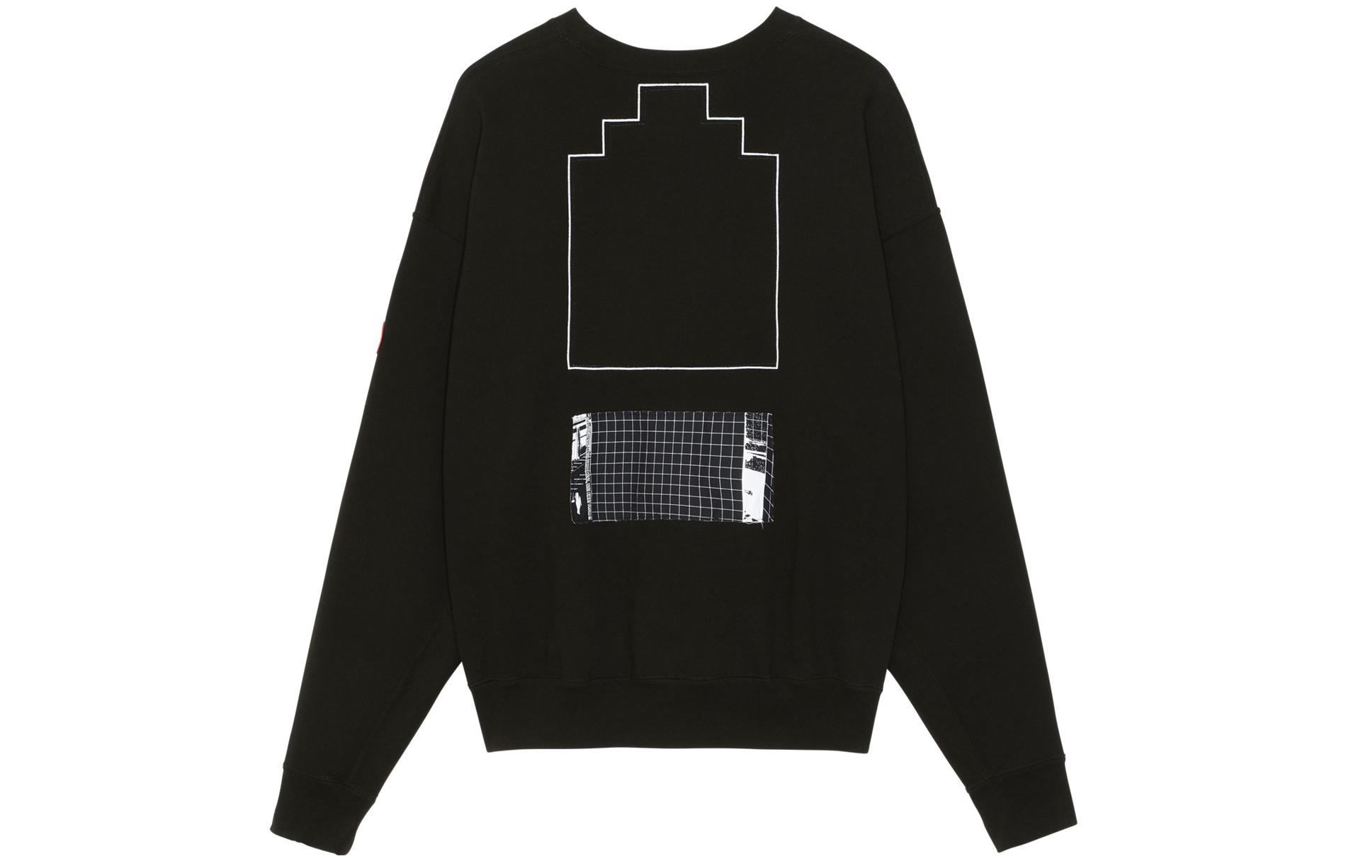 Lookbook Sudadera Unisex Cav Empt Logo Bordado Cuello Redondo. CES22CS10