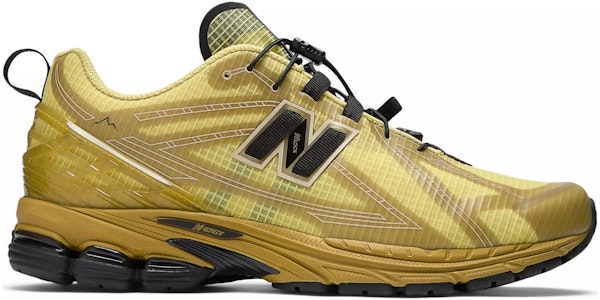 CAYL x New Balance 1906R 'Emas Api Kuning' M1906RCY Order CAYL x New Balance 1906R 'Emas Api Kuning' M1906RCY