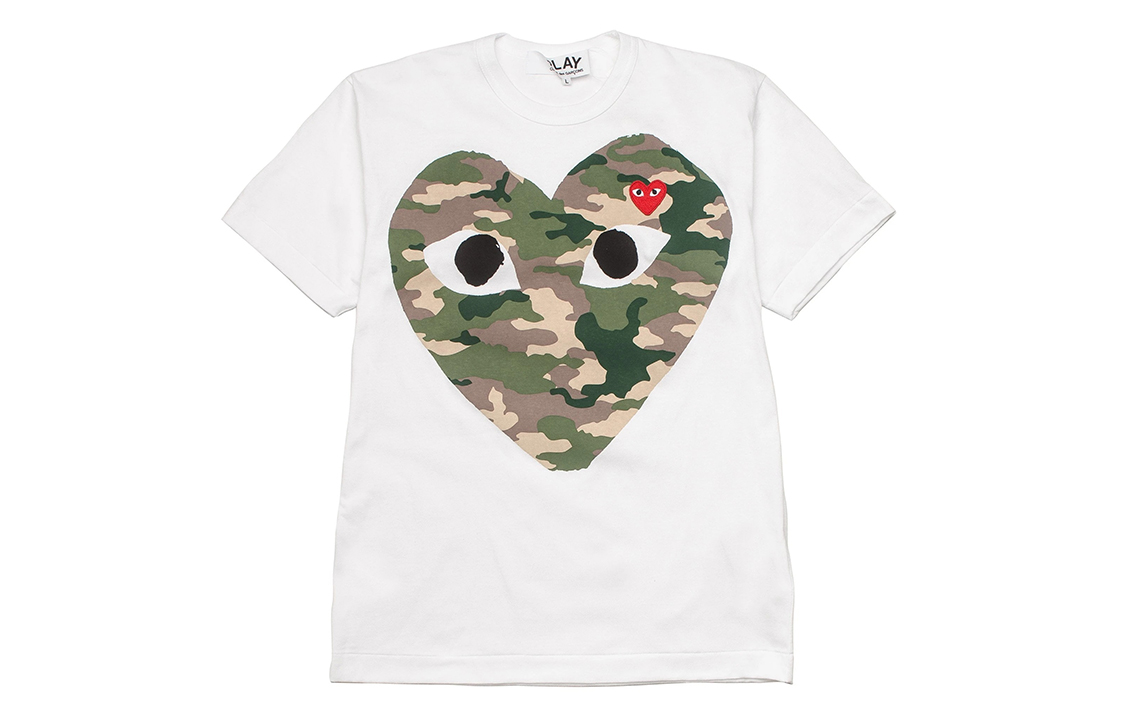 CDG Play Camo Big Heart Graphic Tee White AZ-T242-051-1