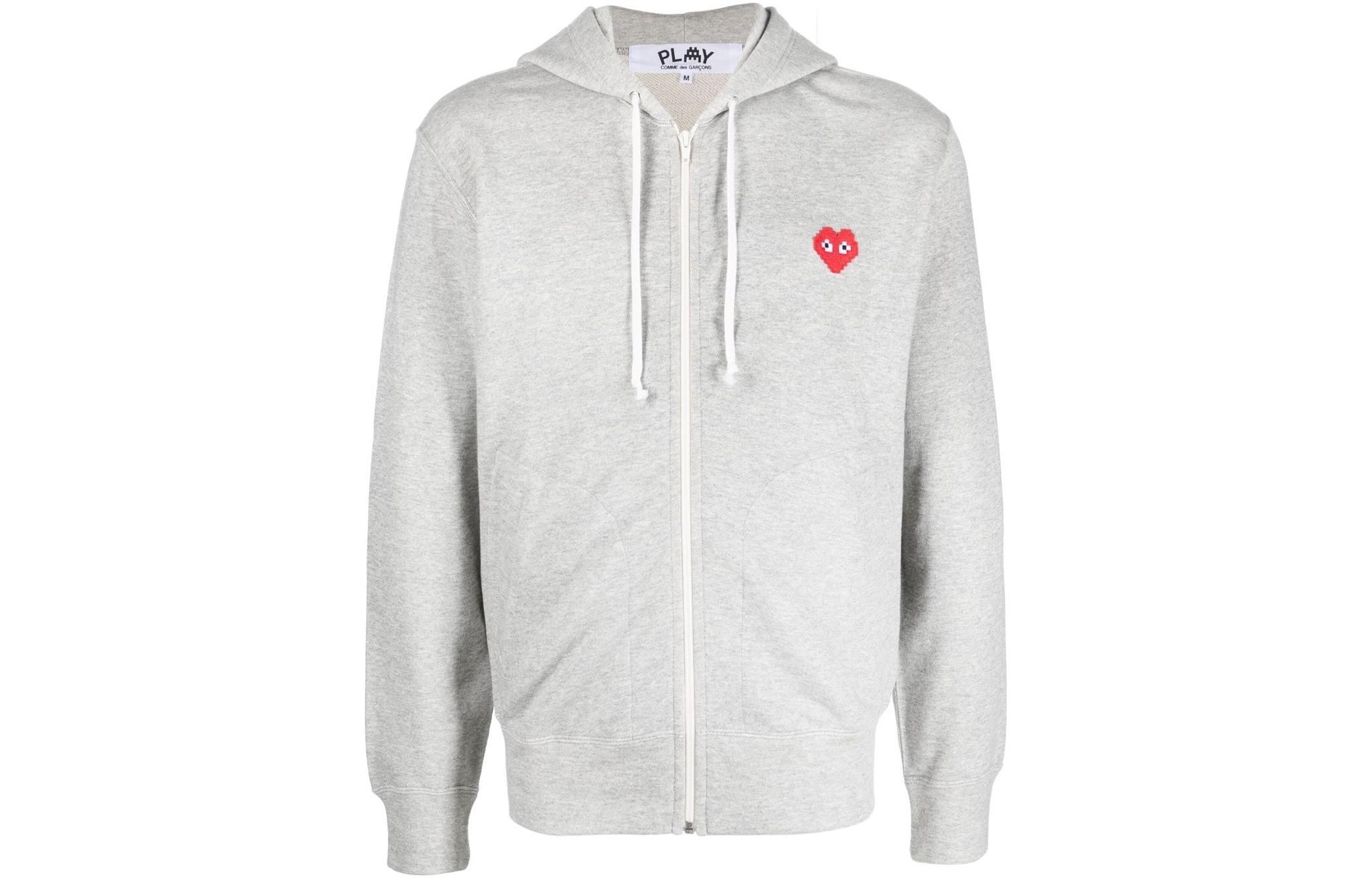 CDG Play SS23 Logo Print Zip-Up Hoodie . P1-T326-1