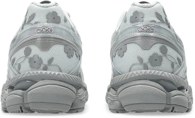 Cecilie Bahnsen x ASICS Gel Cumulus 16 ''Grigio Ghiaccio Argento'' 1203A762-020 Details for Cecilie Bahnsen x ASICS Gel Cumulus 16 ''Grigio Ghiaccio Argento'' 1203A762-020