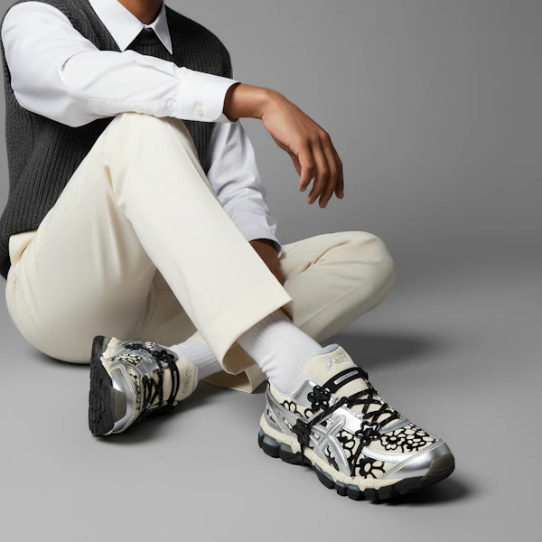 セシリー・バーンセン × アシックス ゲルカヤノ20「バニラ・ピュアシルバー」 1203A984-250 Order セシリー・バーンセン × アシックス ゲルカヤノ20「バニラ・ピュアシルバー」 1203A984-250