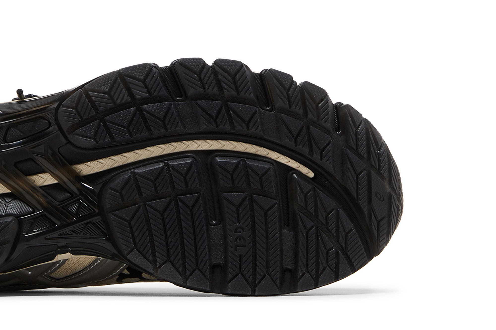 Sizing セシリー・バーンセン × アシックス ゲルカヤノ20「バニラ・ピュアシルバー」 1203A984-250