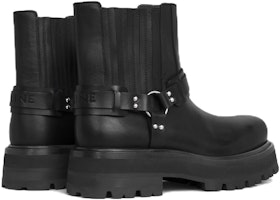 CELINE 'But Chelsea Kulit Anak Lembu Hitam' 349163720C.38NO Shop CELINE 'But Chelsea Kulit Anak Lembu Hitam' 349163720C.38NO