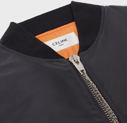 CELINE Jaket Longgar Hitam Logo Print Lengan Panjang Outerwear 2W426889O-38NO Purchase CELINE Jaket Longgar Hitam Logo Print Lengan Panjang Outerwear 2W426889O-38NO