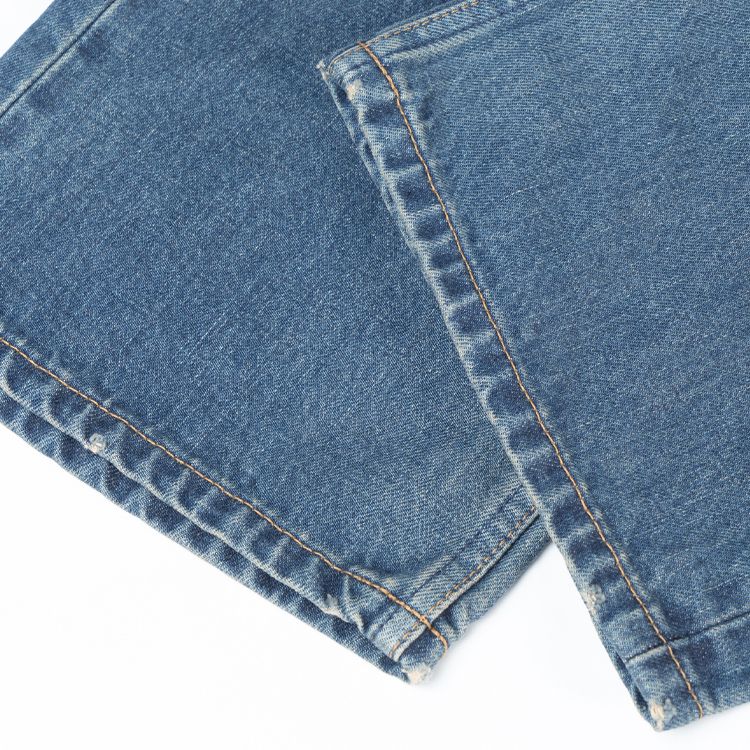 CELINE  Blue Straight-Leg Denim Jeans with Solid Color and Button Closure. 2N574815V-08TI 圖 7