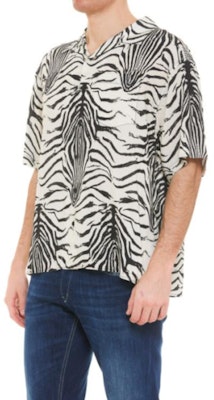 CELINE Kemeja Lengan Pendek Corak Zebra Putih 2C517346Q-05IN Purchase CELINE Kemeja Lengan Pendek Corak Zebra Putih 2C517346Q-05IN