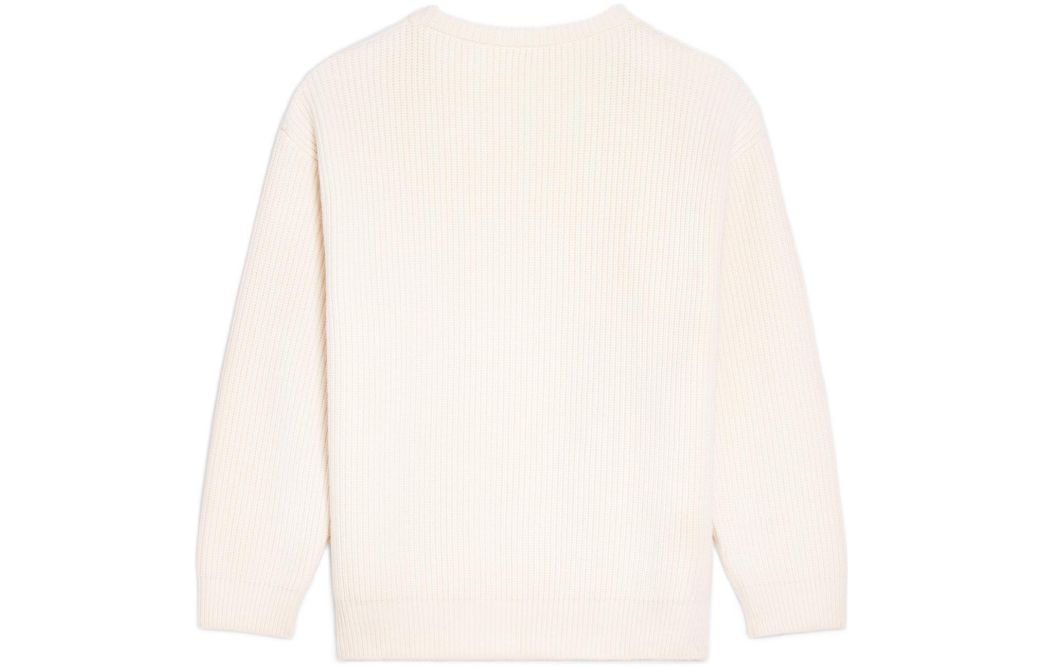 Lookbook 셀린 알파벳 풀오버 스웨트셔츠 남성 오프화이트. 2A09X666Q-01OW