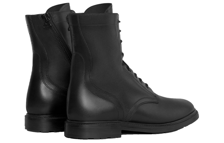 Shop CELINE But Kasut Buku Hitam 'Lace-Up Bergaya' 340363551C.38NO