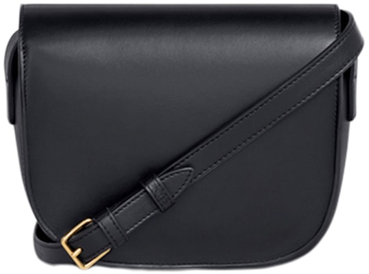 Celine Folco Beg Triomphe Sulaman Hitam Lookbook Celine Folco Beg Triomphe Sulaman Hitam