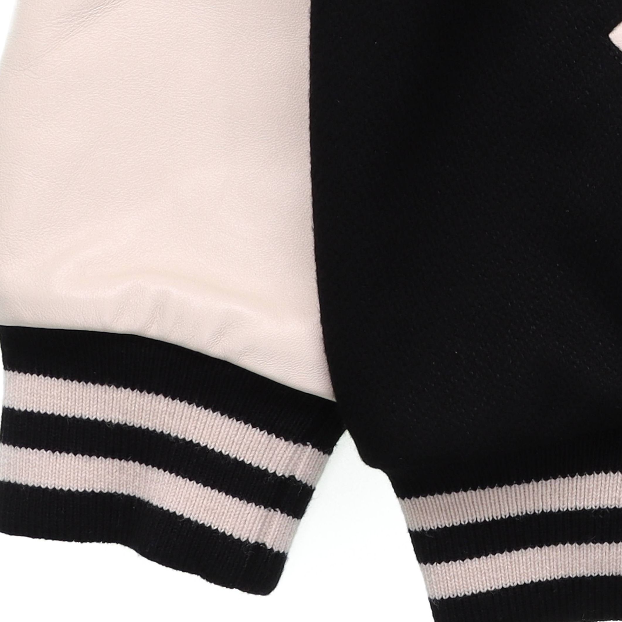 Sizing Jaket Varsity Baseball CELINE FW21 Logo C Besar Warna Hitam. 2V56D896C-38NO