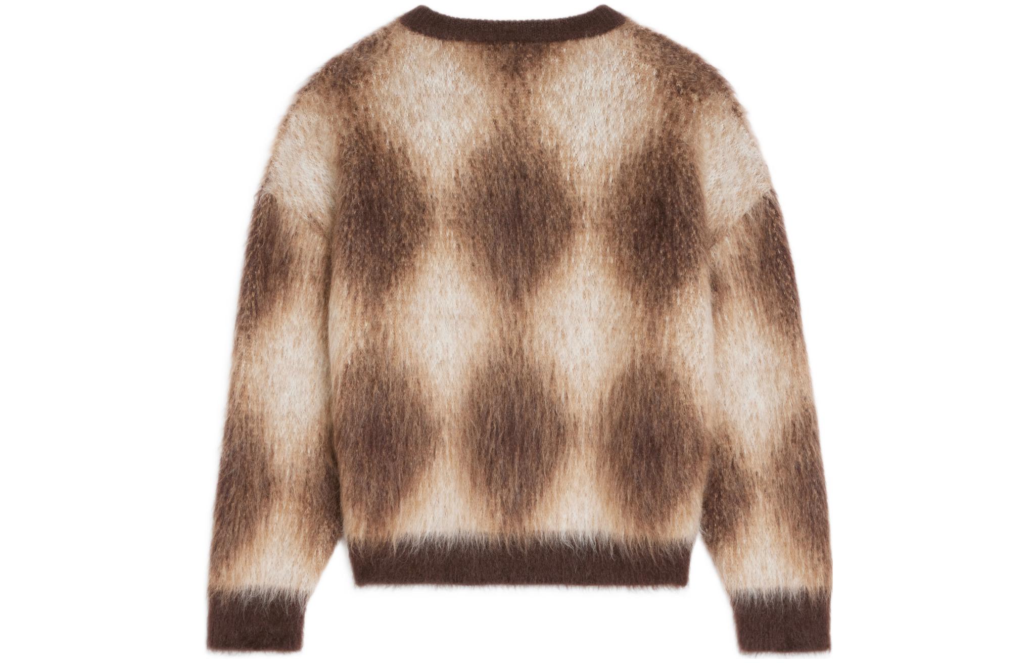 Lookbook CELINE FW22 Suéter de Polar Marrón con Patrón Diamante Boy Doll. 2AA24606S-19BR