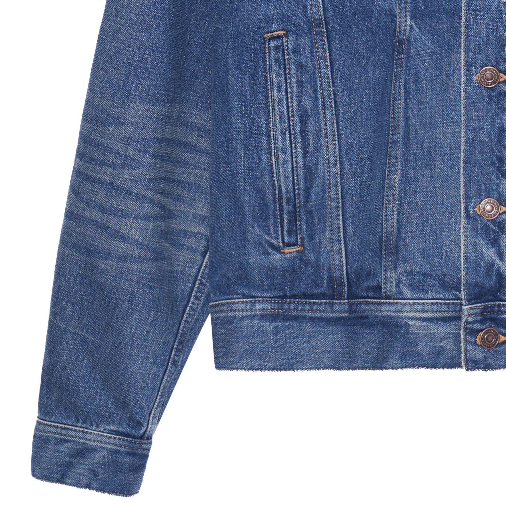 Sizing CELINE FW22  Washed Denim Jacket with Logo Print and Hood. 2Q472930F-07UW