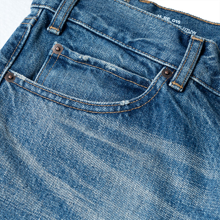 Details for CELINE FW22  Washed Straight-Leg Relaxed Mid-Rise Blue Jeans 2N574930F-07UW