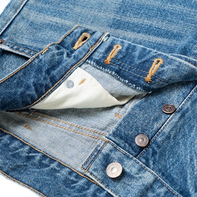 CELINE FW22 Washed Straight-Leg Relaxed Mid-Rise Blue Jeans 2N574930F-07UW Sizing CELINE FW22 Washed Straight-Leg Relaxed Mid-Rise Blue Jeans 2N574930F-07UW