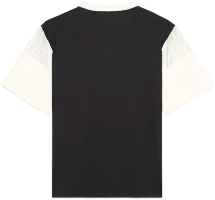 CELINE FW22 Kaos Hitam Oversized Logo Pria dengan Detail Rumbai 2X29C671Q-38AW Lookbook CELINE FW22 Kaos Hitam Oversized Logo Pria dengan Detail Rumbai 2X29C671Q-38AW