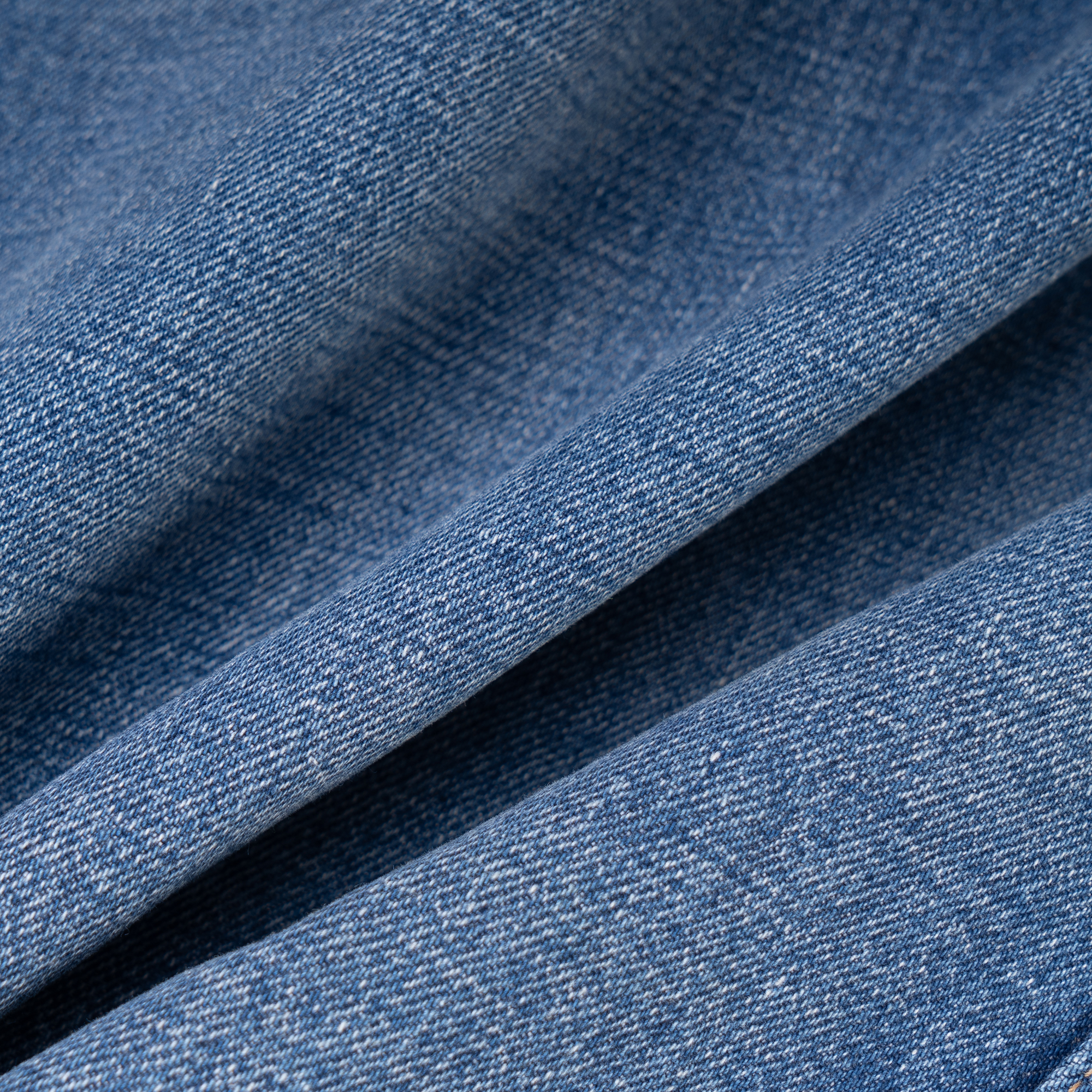 Purchase Jaket Denim CELINE FW22 Biru Pria dengan Letter Print dan Kancing Depan. 2Q550930F-07UW