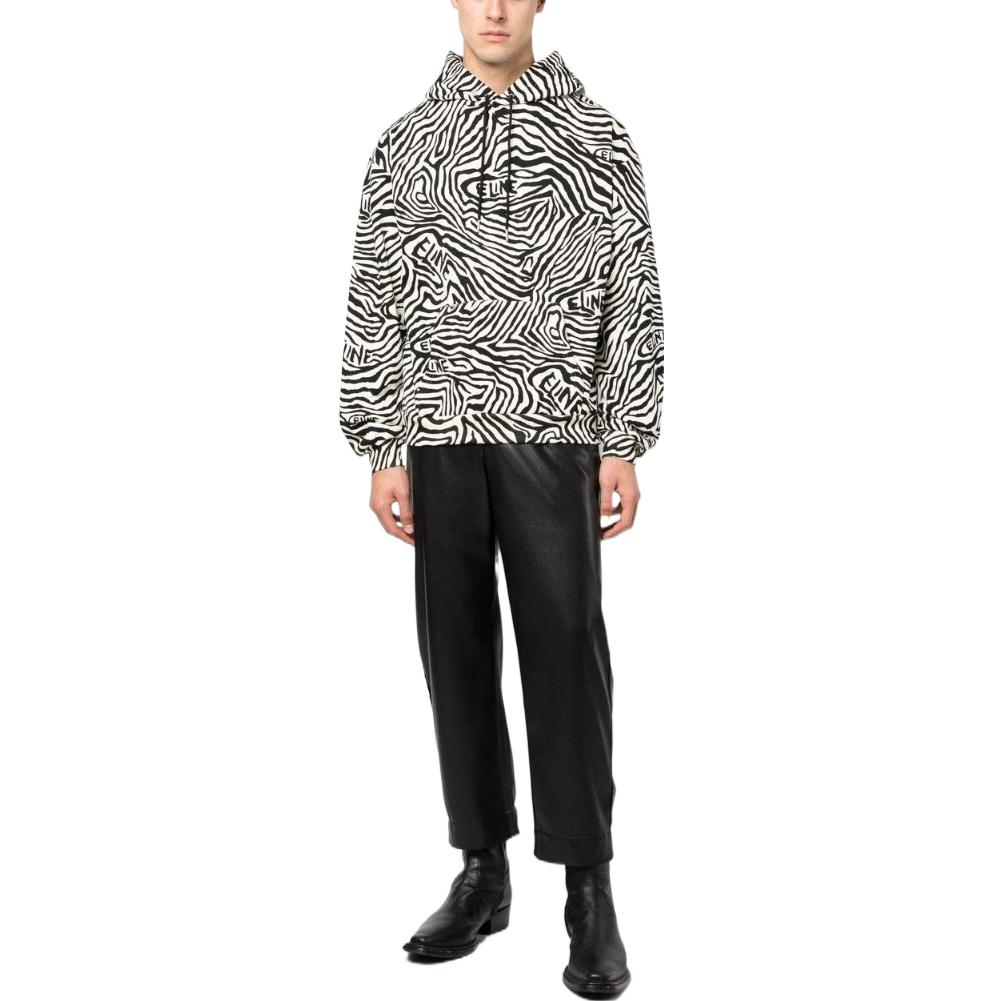 Lookbook Sudadera Negra con Estampado de Cebra y Logo CELINE FW22. 2Y965427S-01OB