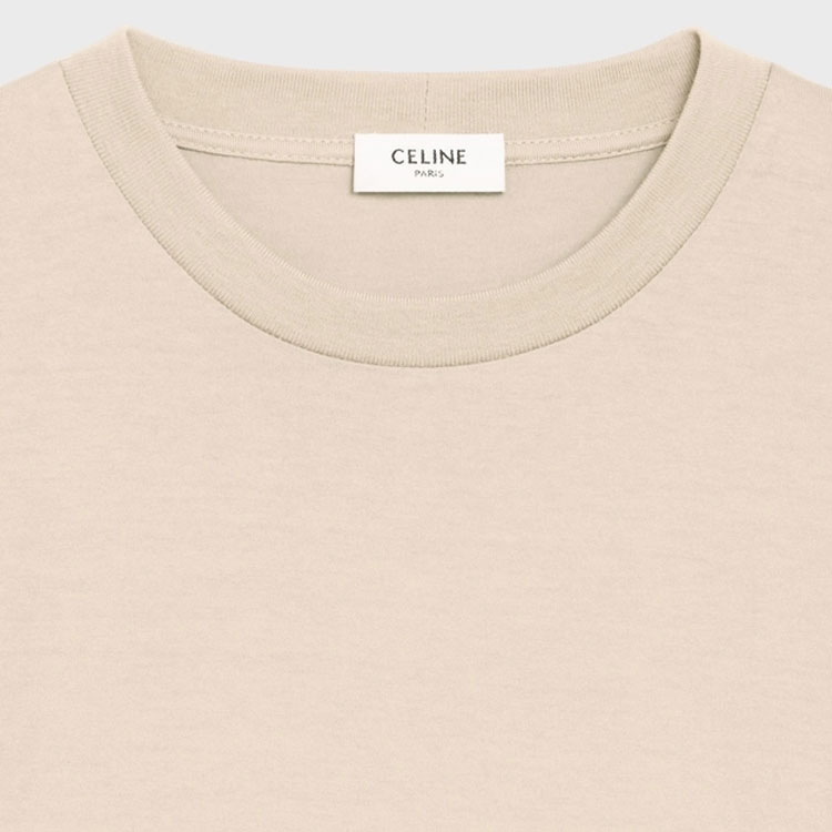 Purchase Camiseta Beige CELINE FW23 Logo Letra Estampado, Manga Corta y Cuello Redondo. 2X681671Q-02SX