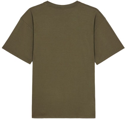 CELINE Kaos Crewneck Loose Fit Logo Huruf Cetak Warna Hijau Tua 2X681501F-02DB Lookbook CELINE Kaos Crewneck Loose Fit Logo Huruf Cetak Warna Hijau Tua 2X681501F-02DB