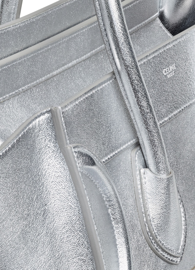 Lookbook Celine Luggage Laminado Micro Plata