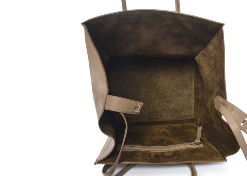 Lookbook Celine Luggage Phantom Mediano Color Taupe