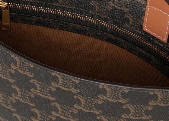 セリーヌ プリントカバス バーティカル スモール トリオンフ タン Lookbook セリーヌ プリントカバス バーティカル スモール トリオンフ タン