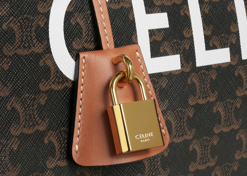 Lookbook Bolso Grande Celine Print Voyage Triomphe Marrón