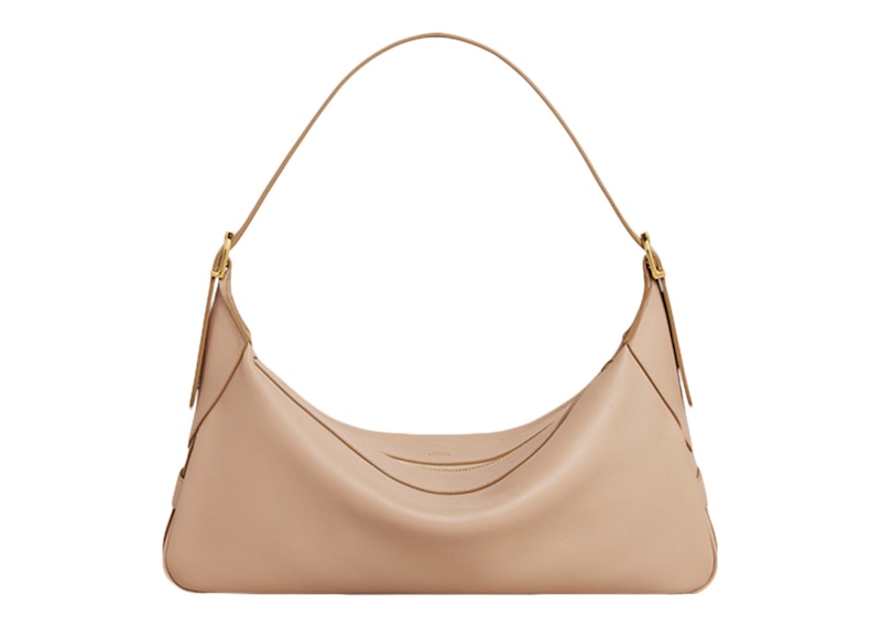 Lookbook Celine Romy Beg Bahu Sederhana Safari